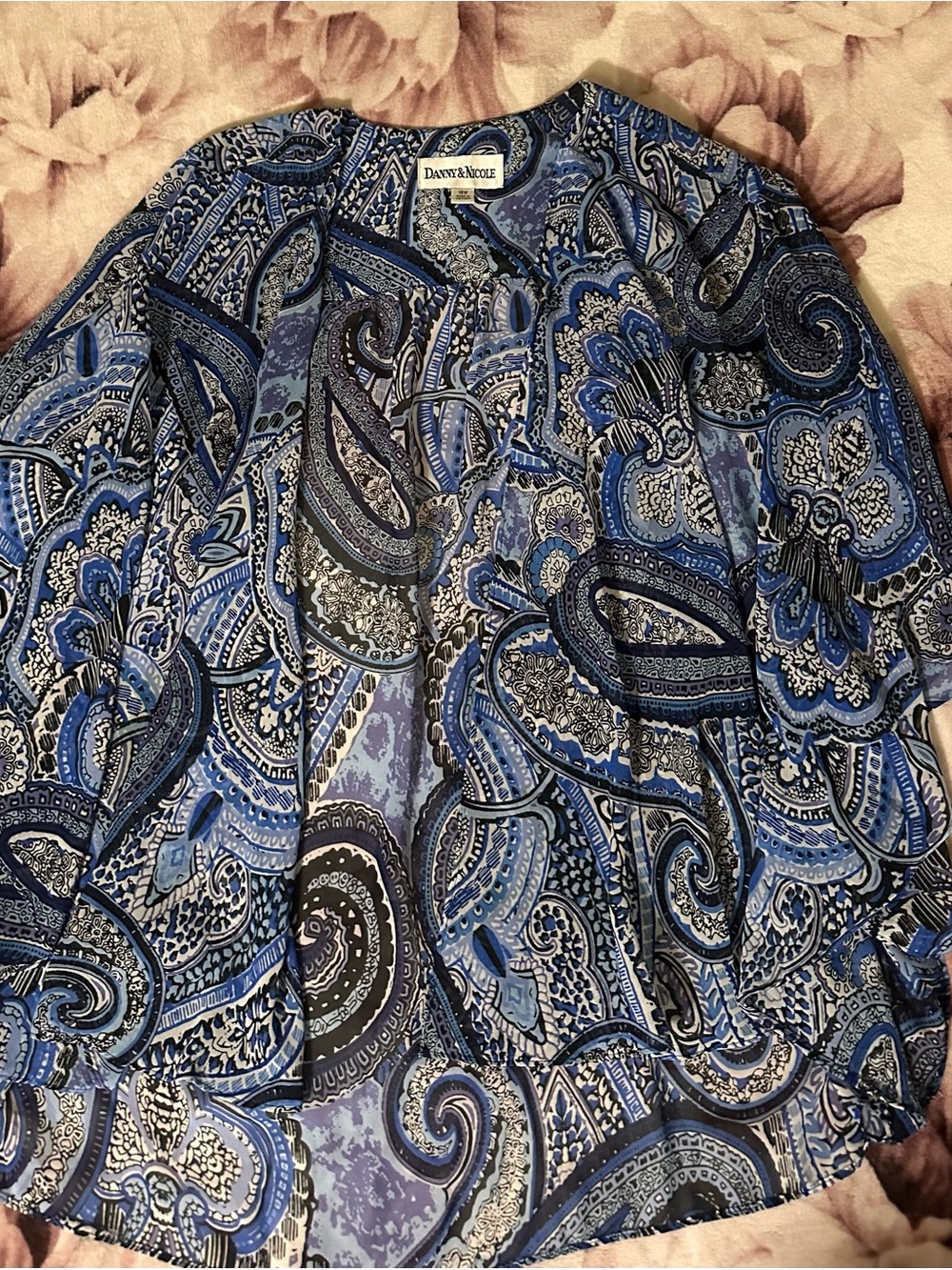 Danny & Nicole Women’s 16W Blue Paisley Kimono style Open Front Silky Jacket